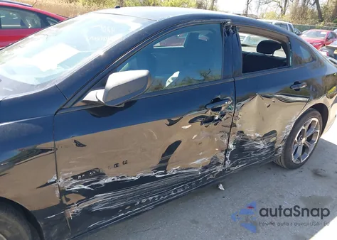 2019 Chevrolet Malibu Rs из США, поврежденный, VIN 1G1ZG5ST2KF218828